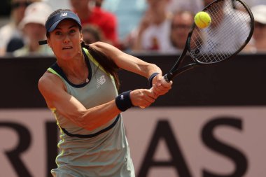 Roma, İtalya 13.05.2024: Madison Keys (ABD) vs Sorana Cirstea (ROU) Internazionali BNL 2024 Kadınlar WTA 1000 Açık tenis turnuvası sırasında Roma 'da Pietrangeli' de.