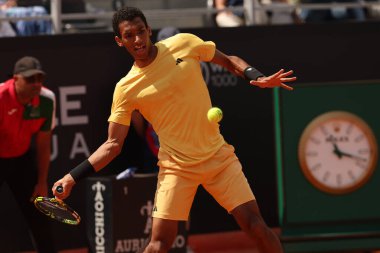 Roma, İtalya 13.05.2024: F.AUGER-ALIASSIME (can) VS A.DE.MINAUR (aus) Internazionali BNL 2024 Erkekler Atp 1000 Açık tenis turnuvası sırasında Roma 'da .