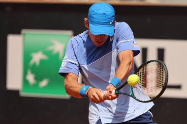 Roma, İtalya 13.05.2024: F.AUGER-ALIASSIME (can) VS A.DE.MINAUR (aus) Internazionali BNL 2024 Erkekler Atp 1000 Açık tenis turnuvası sırasında Roma 'da .