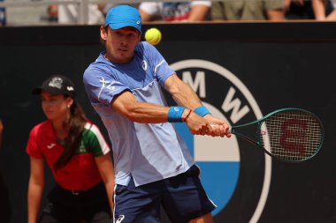 Roma, İtalya 13.05.2024: F.AUGER-ALIASSIME (can) VS A.DE.MINAUR (aus) Internazionali BNL 2024 Erkekler Atp 1000 Açık tenis turnuvası sırasında Roma 'da .