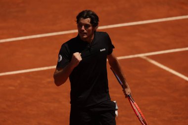 Roma, İtalya 14.05.2024: A.TABILO (CHILE) VS K. KHACHANOV (BUL), Roma 'da düzenlenen Grand Stand Arena' da düzenlenen Erkekler Atp 1000 Açık tenis turnuvası sırasında .
