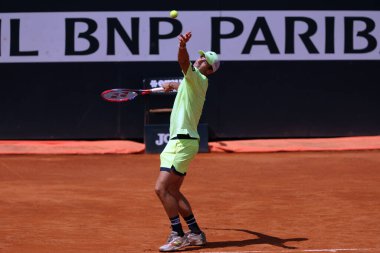 Roma, İtalya 16.05.2024: H.HURKACZ - TOMMY PAUL (ABD) Internazionali BNL 2024 Erkekler Atp 1000 Açık tenis turnuvası sırasında Roma 'da Grand Stand Arena' da .