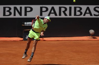 Roma, İtalya 16.05.2024: H.HURKACZ - TOMMY PAUL (ABD) Internazionali BNL 2024 Erkekler Atp 1000 Açık tenis turnuvası sırasında Roma 'da Grand Stand Arena' da .
