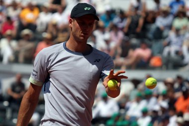 Roma, İtalya 16.05.2024: H.HURKACZ - TOMMY PAUL (ABD) Internazionali BNL 2024 Erkekler Atp 1000 Açık tenis turnuvası sırasında Roma 'da Grand Stand Arena' da .