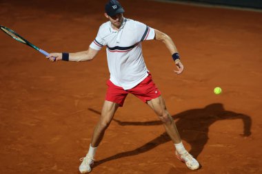 Roma, İtalya 16.05.2024: S. TSITSIPAS GREEK VS N.JARRY CHILE Internazionali BNL 2024 Mens ATP 1000 açık tenis turnuvası sırasında Roma 'da Grand Stand Arena' da .