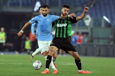 Roma, İtalya 26.05.2024: Lazio 'dan Taty Castellanos, Sassuolo' dan Filippo Missori İtalyan Serisi A TIM 2023-2024 futbol karşılaşması sırasında Roma 'daki Olimpiyat Stadyumu' nda SS LAZIO SASSUOLO 'ya karşı.
