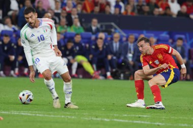 Gelsenkirchen, Almanya 20.06.2024: Gelsenkirchen 'deki Veltins Arena Stadyumu' nda İspanya ile İtalya arasında oynanan UEFA EURO 2024 grup B grup futbol maçı sırasında.