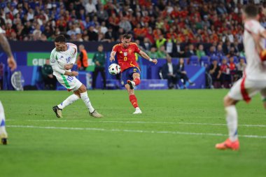 Gelsenkirchen, Almanya 20.06.2024: Gelsenkirchen 'deki Veltins Arena Stadyumu' nda İspanya ile İtalya arasında oynanan UEFA EURO 2024 grup B grup futbol maçı sırasında.