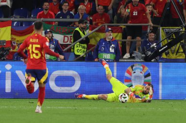 Gelsenkirchen, Almanya 20.06.2024: Gelsenkirchen 'deki Veltins Arena Stadyumu' nda İspanya ile İtalya arasında oynanan UEFA EURO 2024 grup B futbol maçı sırasında İtalyan Gianluigi Donnarumma.