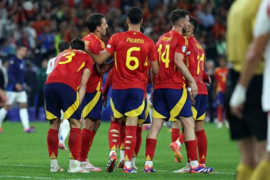 Gelsenkirchen, Almanya 20.06.2024: İspanya 'nın Gelsenkirchen' deki Veltins Arena stadyumunda İspanya ile İtalya arasında oynanan UEFA EURO 2024 grup B futbol karşılaşmasının zaferini kutladı.