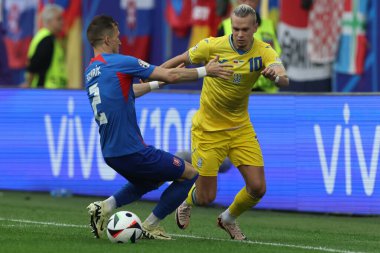 Düsseldorf, Almanya 21.06.2024: Dusseldorf 'taki Dsseldorf Arena' da Slovakya ile Ukrayna arasında oynanan E aşaması grup futbol maçı