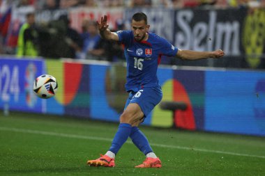 Düsseldorf, Almanya 21.06.2024: Dusseldorf 'taki Dsseldorf Arena' da Slovakya ile Ukrayna arasında oynanan E aşaması grup futbol maçı