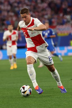 Leipzig, Almanya 24.06.2024: UEFA EURO 2024 Maç sırasında Hırvat Mario Pasaliç, Hırvatistan ile İtalya arasında Leipzig Stadyumu 'nda oynanan B aşaması futbol karşılaşması..