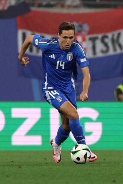 Leipzig, Almanya 24.06.2024: UEFA EURO 2024 Maç sırasında İtalyan Federico Chiesa, Hırvatistan ile İtalya arasında Leipzig Stadyumu 'nda oynanan B aşaması futbol karşılaşması..