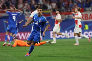 Leipzig, Almanya 24.06.2024: İtalyan Mattia Zaccagni 1-1 gol attı ve UEFA EURO 2024 Matchday 3, Hırvatistan ile İtalya arasında Leipzig Stadyumu 'nda oynanan B aşaması futbol maçını kutluyor.
