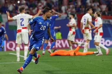 Leipzig, Almanya 24.06.2024: İtalyan Mattia Zaccagni 1-1 gol attı ve UEFA EURO 2024 Matchday 3, Hırvatistan ile İtalya arasında Leipzig Stadyumu 'nda oynanan B aşaması futbol maçını kutluyor.