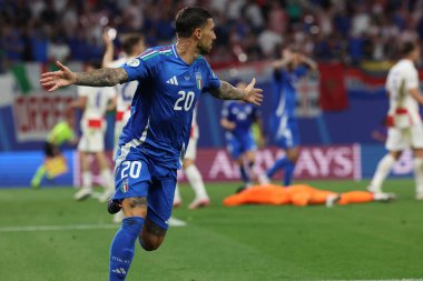 Leipzig, Almanya 24.06.2024: İtalyan Mattia Zaccagni 1-1 gol attı ve UEFA EURO 2024 Matchday 3, Hırvatistan ile İtalya arasında Leipzig Stadyumu 'nda oynanan B aşaması futbol maçını kutluyor.