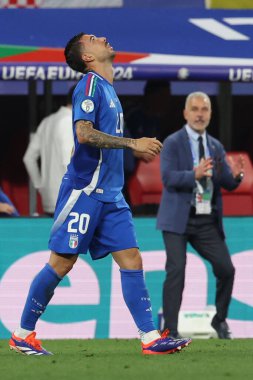 Leipzig, Almanya 24.06.2024: İtalyan Mattia Zaccagni 1-1 gol attı ve UEFA EURO 2024 Matchday 3, Hırvatistan ile İtalya arasında Leipzig Stadyumu 'nda oynanan B aşaması futbol maçını kutluyor.