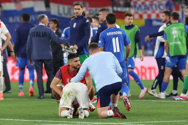 Leipzig, Almanya 24.06.2024: UEFA EURO 2024 Matchday 3 maçında, Hırvatistan ile İtalya arasındaki B aşaması futbol maçı Leipzig Stadyumu 'nda gerçekleşti..