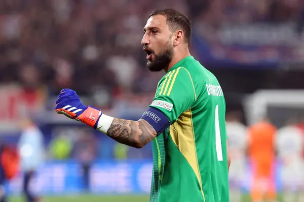 Stock image Leipzig, Germany 24.06.2024: Gianluigi Donnarumma of Italy celebrate at end of the UEFA EURO 2024 Matchday 3, group stage B football match between Croatia vs Italy at Leipzig Stadium.