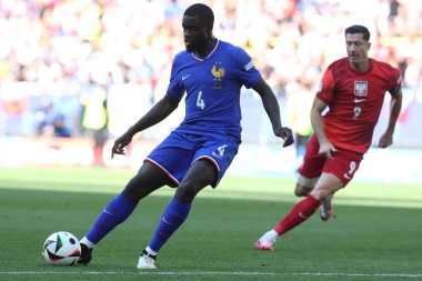 Dortmund, Almanya 25.06.2024: UEFA EURO 2024 tarihindeki Ferland Mendy, Fransa ile Polonya arasındaki D aşaması futbol maçı BVB Stadion Dortmund.