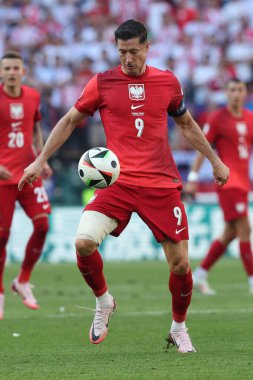 Dortmund, Almanya 25.06.2024: UEFA EURO 2024 maçında Polonyalı Robert Lewandowski, Fransa ile Polonya arasındaki D aşaması futbol maçı BVB Stadion Dortmund.