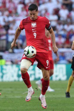 Dortmund, Almanya 25.06.2024: UEFA EURO 2024 maçında Polonyalı Robert Lewandowski, Fransa ile Polonya arasındaki D aşaması futbol maçı BVB Stadion Dortmund.