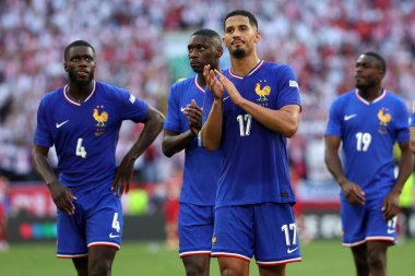 Dortmund, Almanya 25.06.2024: Fransız oyuncular UEFA EURO 2024 maçının sonunda taraftarlarını karşılıyor, Fransa ile Polonya arasındaki D aşaması futbol maçı BVB Stadion Dortmund 'da.