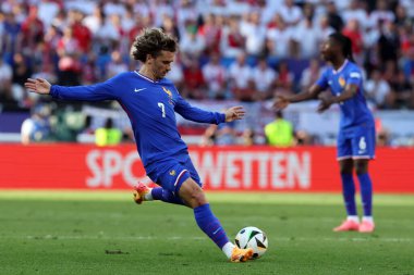 Dortmund, Almanya 25.06.2024: UEFA EURO 2024 maçında Fransız Antoine Griezmann, Fransa ile Polonya arasındaki D aşaması futbol maçı BVB Stadion Dortmund.