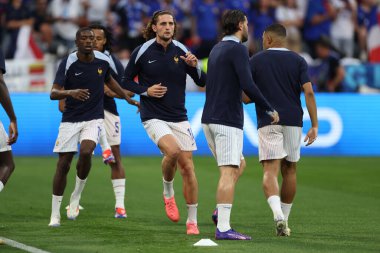 Münih, Almanya 09.07.2024: UEFA EURO 2024 yarı finali öncesinde Fransa 'nın Kylian Mbappe maçı Münih' teki Allianz Arena 'da oynanacak.