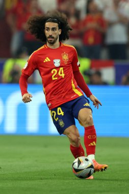 Münih, Almanya 09.07.2024: İspanya 'dan Marc Cucurella UEFA 2024 yarı finallerinde, İspanya ile Fransa arasında Münih Futbol Federasyonu Allianz Arena' da oynanan futbol maçı