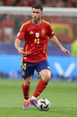 Münih, Almanya 09.07.2024: UEFA EURO 2024 yarı finalleri sırasında İspanya 'dan Aymeriç Laporte, İspanya' dan Fransa 'ya karşı Münih Futbol Federasyonu Allianz Arena