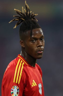 Münih, Almanya 09.07.2024: UEFA EURO 2024 yarı finalleri sırasında İspanya ile Fransa arasında oynanan Münih Futbol Federasyonu Allianz Arena maçında Nico Williams