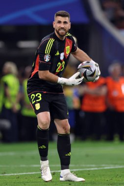 Münih, Almanya 09.07.2024: UEFA EURO 2024 yarı finalinde İspanya ile Fransa arasında Münih Futbol Federasyonu Allianz Arena maçında oynanan Unai Simon