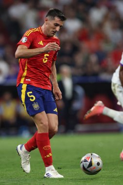 Münih, Almanya 09.07.2024: İspanya 'dan Mikel Merino UEFA 2024 yarı finalinde, İspanya ile Fransa arasında Münih Futbol Federasyonu Allianz Arena' da oynanan futbol karşılaşması