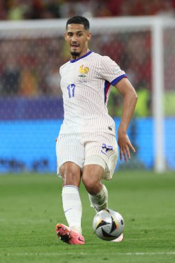 Münih, Almanya 09.07.2024: UEFA EURO 2024 yarı finalleri sırasında Fransa ile İspanya arasındaki futbol karşılaşması Münih Futbol Federasyonu Allianz Arena 'da gerçekleşti.