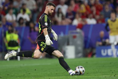 Münih, Almanya 09.07.2024: UEFA EURO 2024 yarı finalinde İspanya ile Fransa arasında Münih Futbol Federasyonu Allianz Arena maçında oynanan Unai Simon
