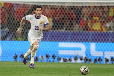 Münih, Almanya 09.07.2024: UEFA EURO 2024 yarı finalinde Fransız Theo Hernandez, Münih Futbol Ligi 'nde İspanya ile Fransa arasında oynanan futbol karşılaşması