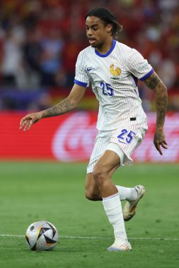 Münih, Almanya 09.07.2024: Fransız Bradley Barcola UEFA EURO 2024 yarı finallerinde, İspanya ile Fransa arasında Münih Futbol Federasyonu Allianz Arena 'da oynanan futbol karşılaşması