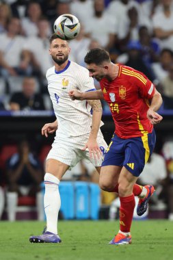 Münih, Almanya 09.07.2024: İspanya 'dan Aymeriç Laporte, İspanya' dan Joselu UEFA EURO 2024 yarı finallerinde, İspanya ile Fransa arasında Münih 'teki Allianz Arena maçında oynanan futbol karşılaşması