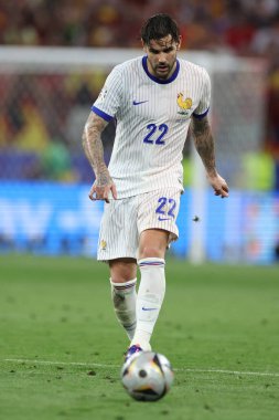 Münih, Almanya 09.07.2024: UEFA EURO 2024 yarı finalinde Fransız Theo Hernandez, Münih Futbol Ligi 'nde İspanya ile Fransa arasında oynanan futbol karşılaşması