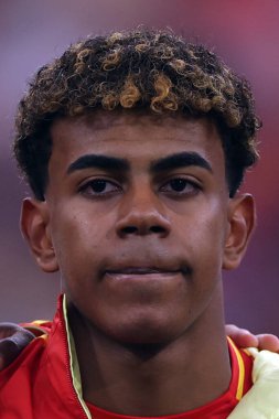 Münih, Almanya 09.07.2024: İspanya 'dan Lamine Yamal UEFA EURO 2024 yarı finallerinde, İspanya ile Fransa arasında Münih' teki Allianz Arena maçında oynanan futbol karşılaşması
