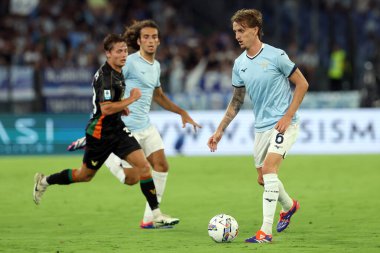 Roma, İtalya 18.08.2024: İtalyan futbolcu Nicolo Rovella İtalya Futbol Şampiyonası Serie A Enilive 2024-2025 karşılaşması sırasında 18 Ağustos 2024 'te Roma' daki Stadio Olimpico 'da SS Lazio - Venezia FC karşılaşması.