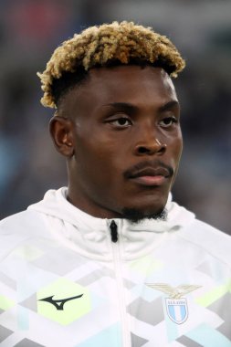 Roma, İtalya 18.08.2024: Lazio 'lu Fisayo Dele- Bashiru İtalya Futbol Şampiyonası sırasında Serie A Enilive 2024-2025 SS Lazio - Venezia FC karşılaşması 18 Ağustos 2024' te Roma 'daki Stadio Olimpico' da gerçekleşti..
