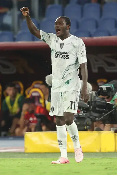 stock image Rome, Italy 25.08.2024 : Emmanuel Gyasi of Empoli score the goal and celebrate with the team during Italian football championship Serie A Enilive 2024-2025  match AS Roma Vs Empoli FC at Stadio Olimpico in Rome on August 25, 2024.