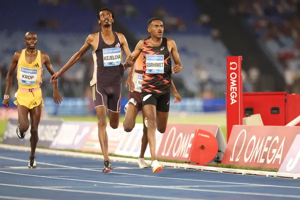 stock image Rome, Italy 30.08.2024 : GEBRHIWET Hagos win 5000M MEN during athletic competition Golden Gala Pietro Mennea Rome 2024 - Diamond League at Stadio Olimpico in Rome on August 30, 2024.