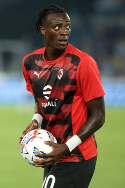 Roma, İtalya 31.08.2024: İtalya Futbol Şampiyonası öncesi ısınma turunda Milan 'dan Tammy Abraham Serie A Enilive 2024-2025 karşılaşmasında SS Lazio, AC Milan' a karşı 31 Ağustos 2024 'te Roma' daki Stadio Olimpico 'da oynandı..