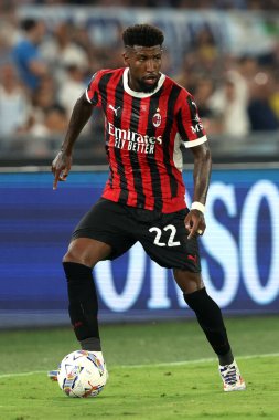 Roma, İtalya 31.08.2024: İtalya Futbol Şampiyonası sırasında Emerson Royal of Milan Serie A Enilive 2024-2025 karşılaşmasında SS Lazio, AC Milan 'a karşı 31 Ağustos 2024' te Roma 'daki Stadio Olimpico' da oynanan karşılaşma..