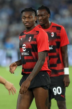 Roma, İtalya 31.08.2024: Milan 'dan Rafael Leao, İtalya futbol şampiyonası öncesinde Milan' dan Tammy Abraham Serie A Enilive 2024-2025 karşılaşmasında 31 Ağustos 2024 'te Roma' daki Stadio Olimpico 'da SS Lazio' ya karşı AC Milan karşılaşması.