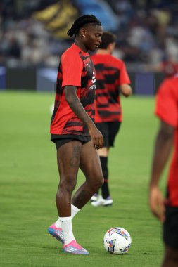 Roma, İtalya 31.08.2024: Milanlı Rafael Leao, İtalya Futbol Şampiyonası sırasında Serie A Enilive 2024-2025 karşılaşmasında SS Lazio, AC Milan 'a karşı 31 Ağustos 2024' te Roma 'da Stadio Olimpico' da oynanan karşılaşma..